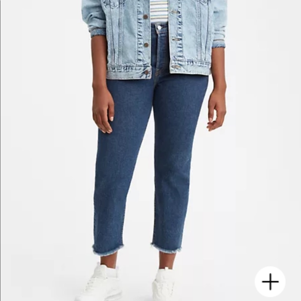 NWT LEVI’S WEDGIE STRAIGHT JEANS